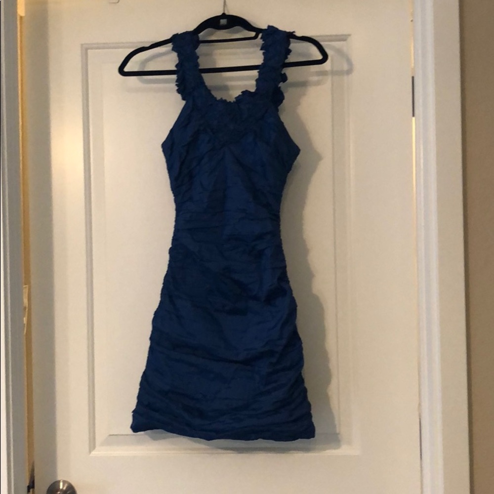 BCBG cocktail dress size 04